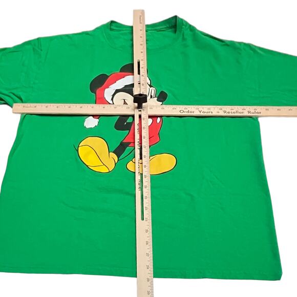 Disney Mickey Mouse Christmas T-Shirt - Size Large - Green Holiday Santa Hat Tee - Picture 10 of 10